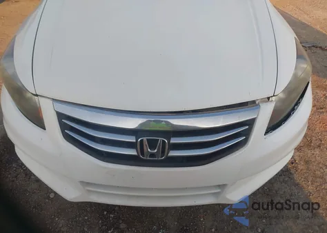 2012 Honda Accord 2.4 Se from USA, damaged, VIN 1HGCP2F60CA219640